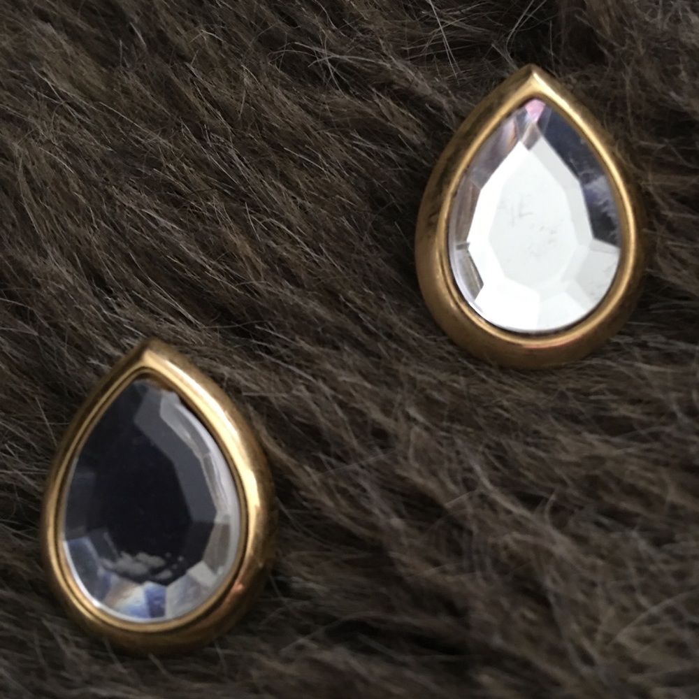 Vintage clear faceted crystal tear drop earrings